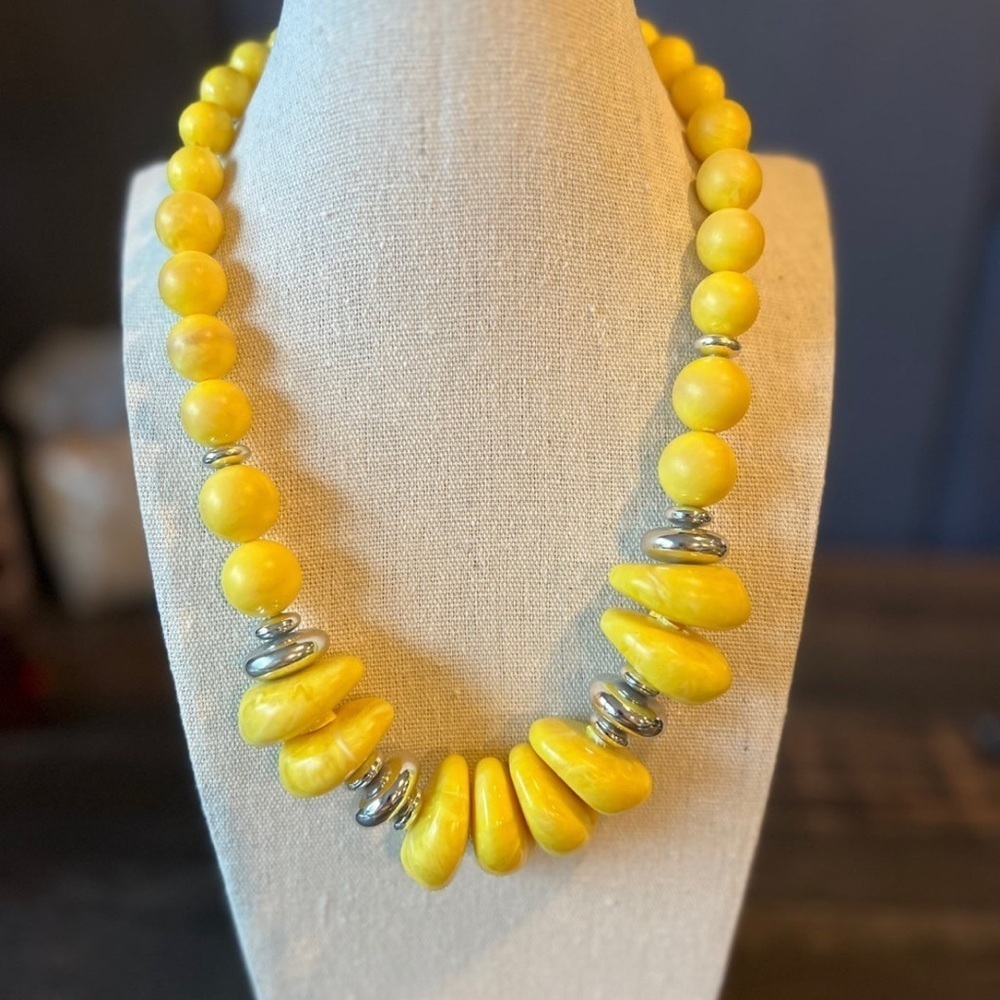 Vintage Beaded Necklace